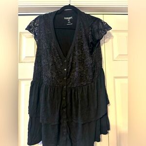 Torrid super soft black lace shirt size 2